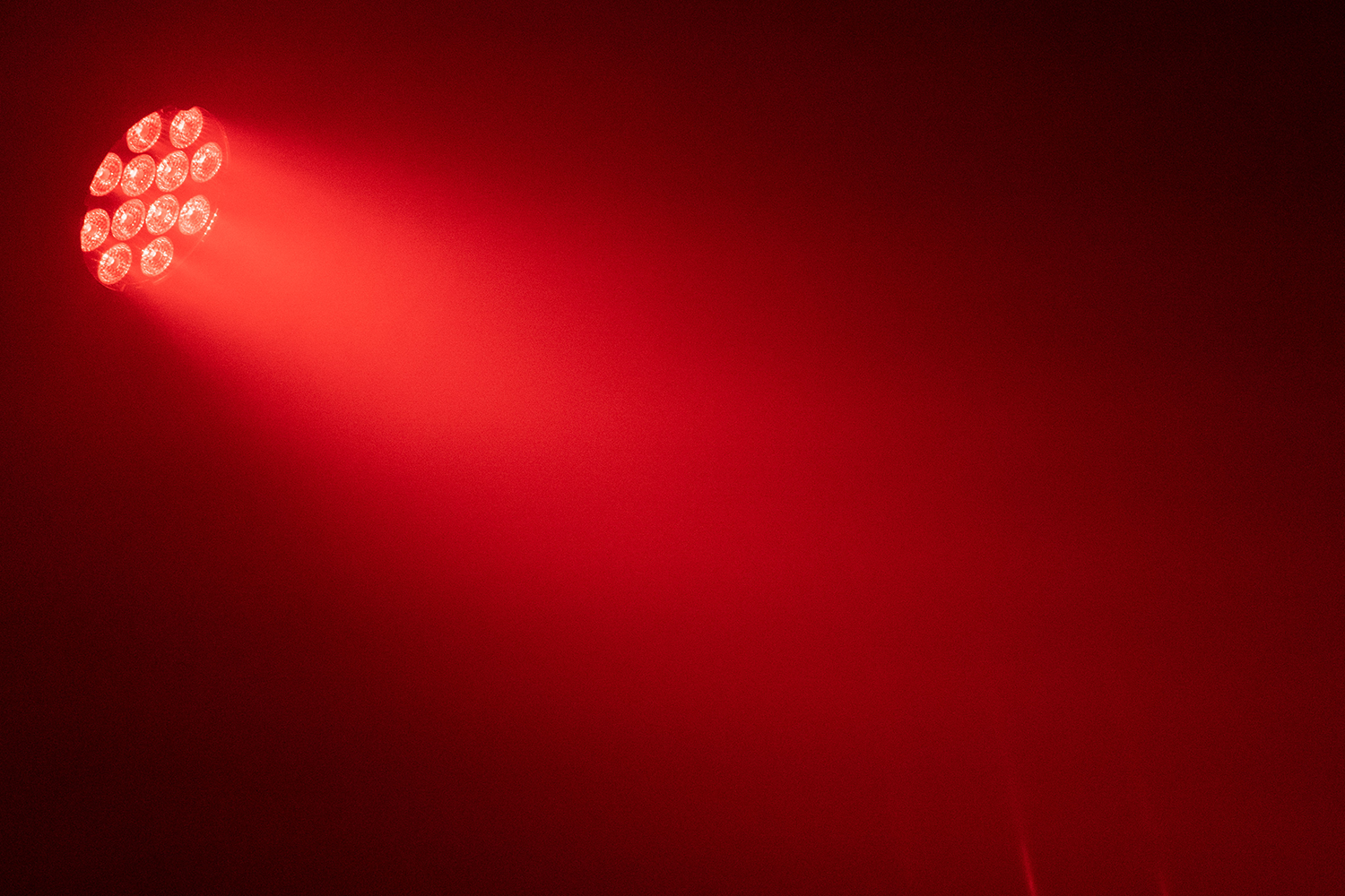 Event Lighting PAR12X12W parcan  red effect