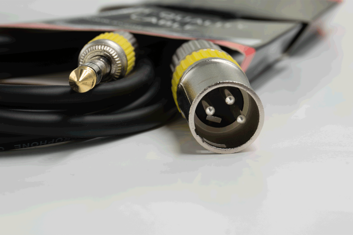 Event Audio XLRMJ3BAL - 3m XLR 3 Pin Male to Jack Male Signal Lead - Yellow Ring connector 