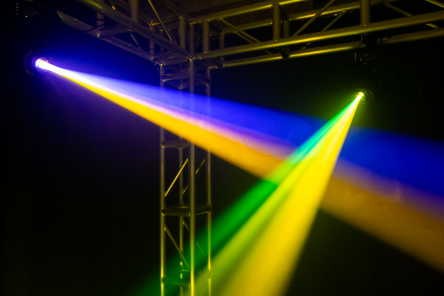 Event Lighting Lite LM75 Spot Moving Head effects 1500 × 1000px